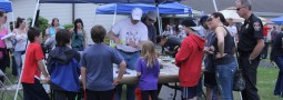 Hundreds turn out for Harlow Block Party ’15!